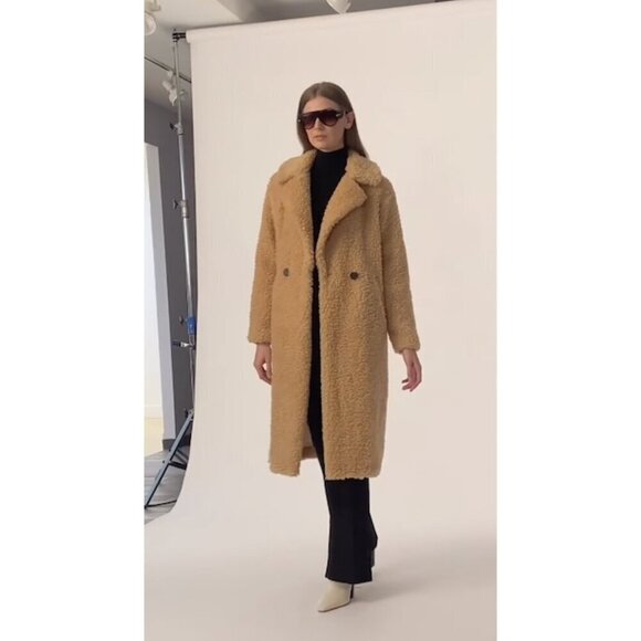 BERNARDO Call Me Cozy Vegan Fur Coat in Ginger Root Size Medium - Picture 3 of 12